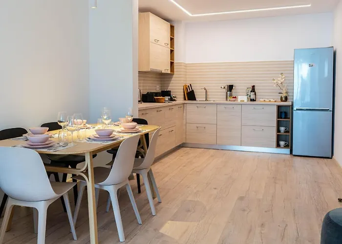 Amaris אפורי נורד