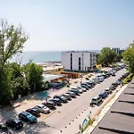 Aparthotel Amaris - De Vacanta Langa Plaja