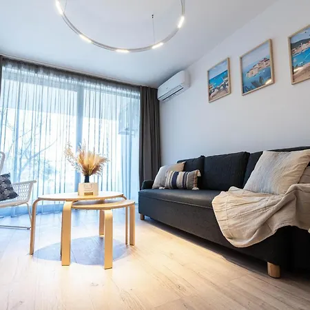 Amaris Apartamente شقة فندقية 4*