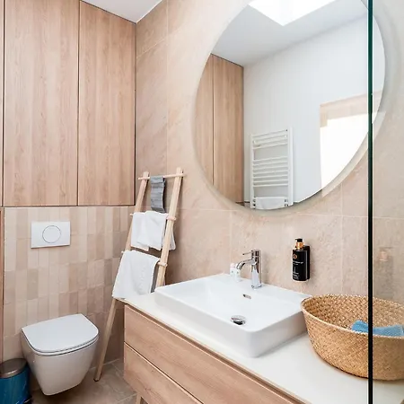 Amaris Apartamente 4* إيفوري نورد