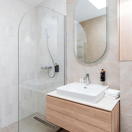 Amaris Apartamente 4*