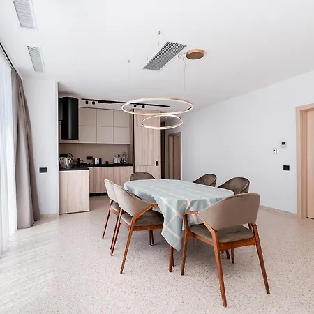 شقة فندقية Amaris Apartamente إيفوري نورد