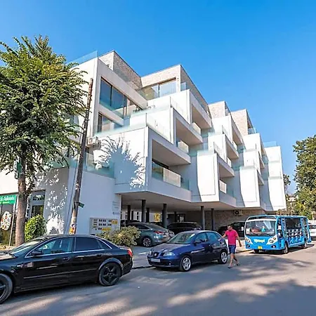 Amaris - La Plaja Aparthotel Eforie Nord